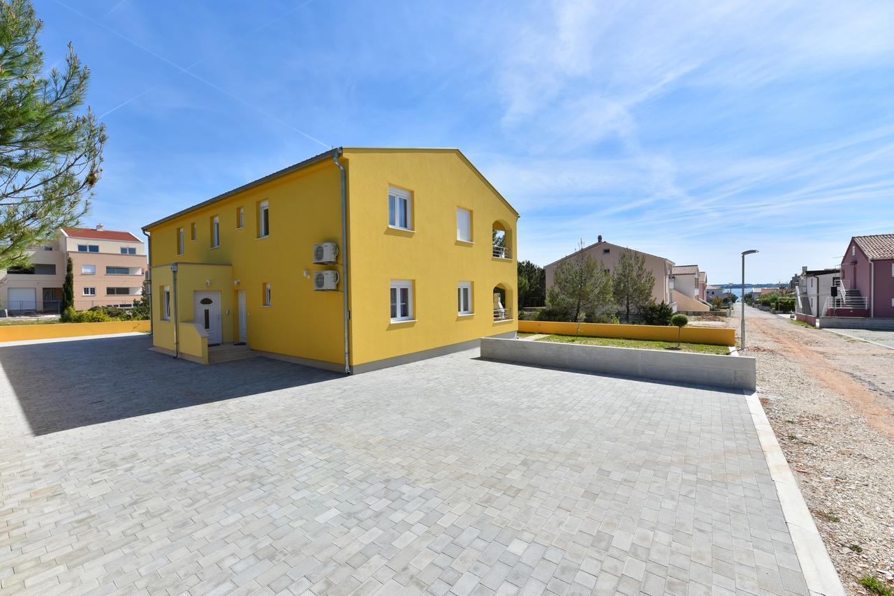 Apartments Ana Vrsi Buitenkant foto